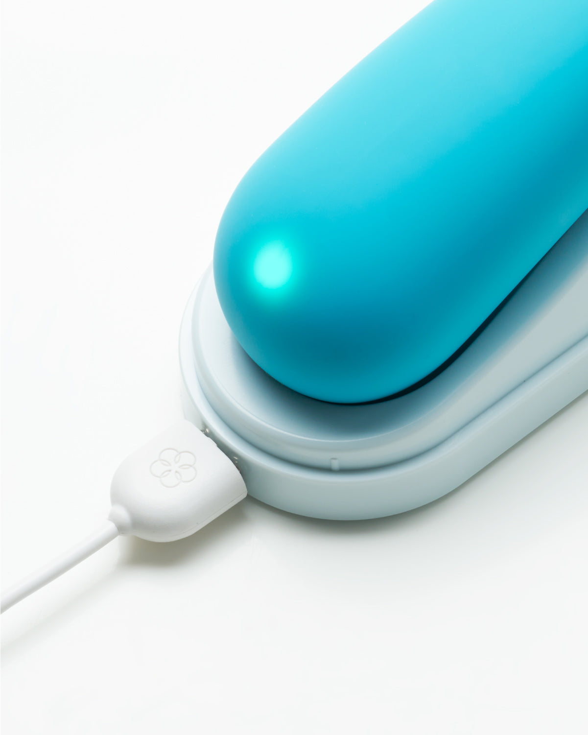 iroha AONAMI charging