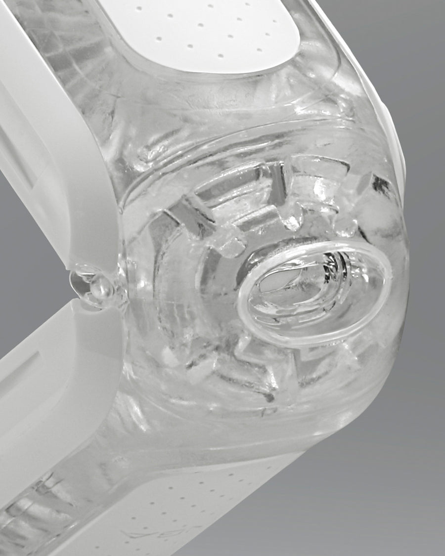 The FLIP ZERO's integrated pivot hinges at the entry point.
