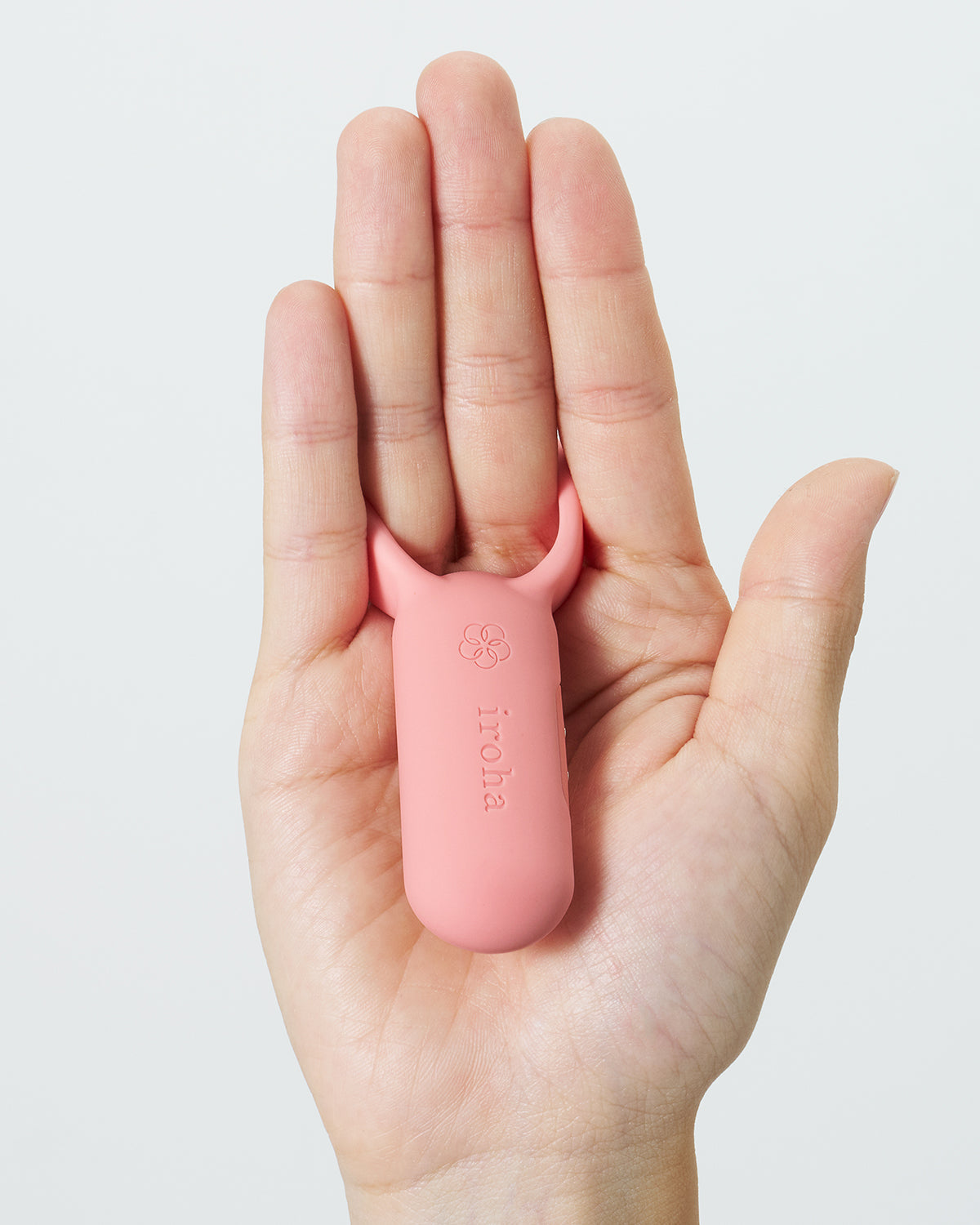 iroha paiRING loop around your fingers